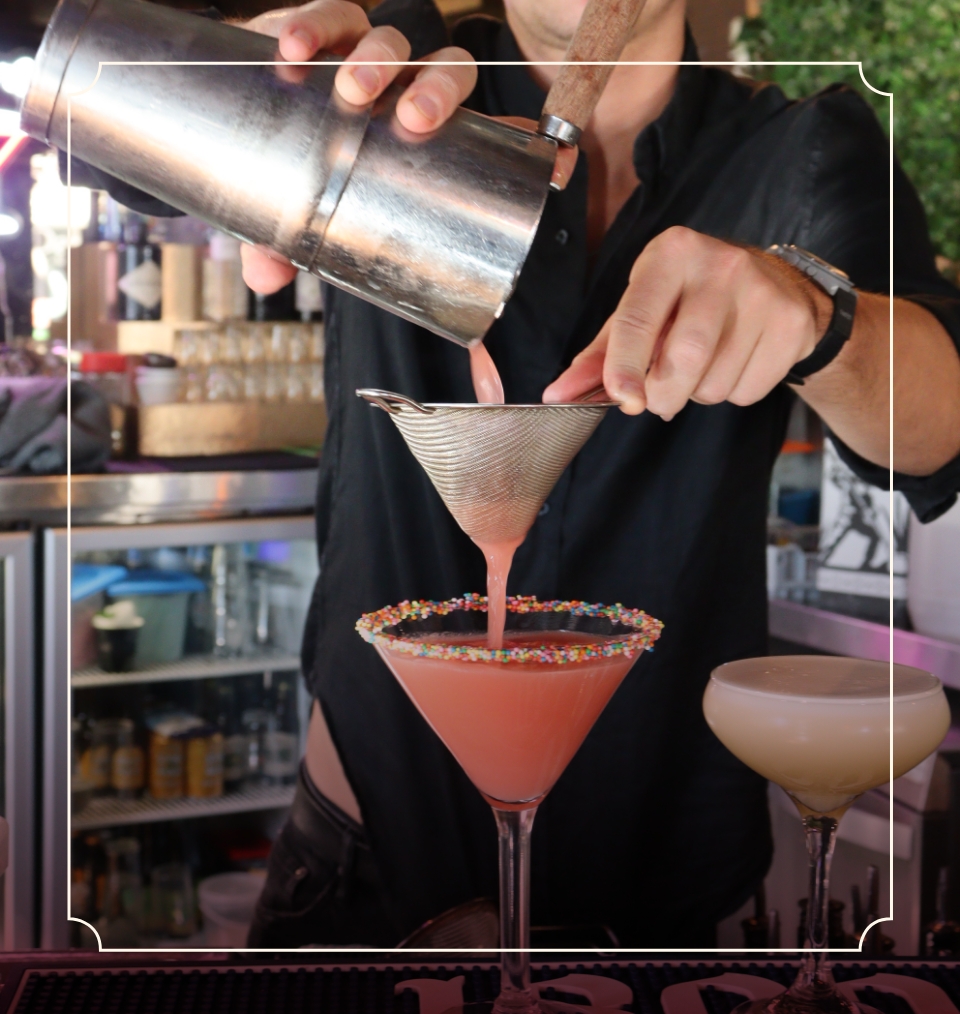 Home - Cocktail Class - Hover